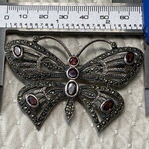 Vintage Handcrafted Art Deco 925 Silver Butterfly Brooch Marcasite Garnet